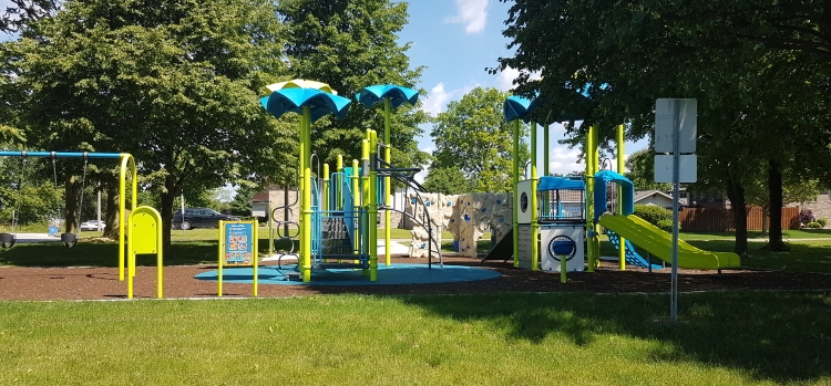 Small playground example